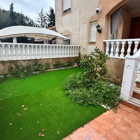 Coral Sunrise Apartamento *